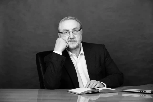 Памяти академика  Вадима Покровского